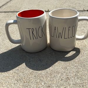 Rae Dunn/ Magenta Mugs